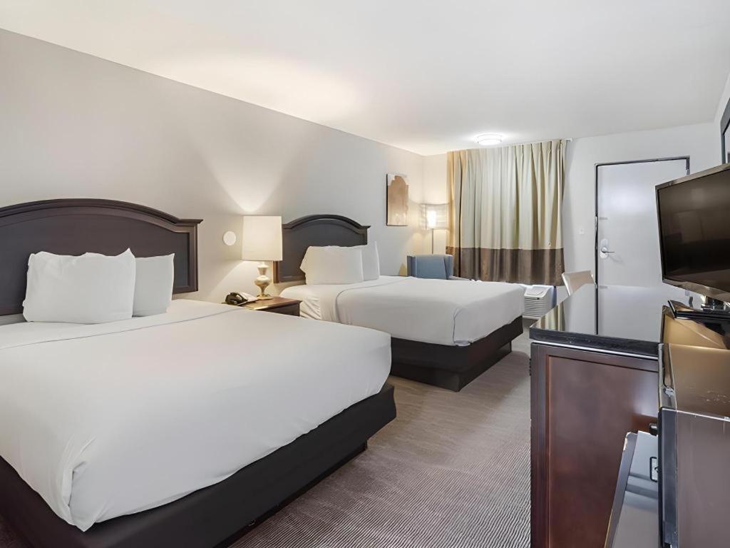 Rodeway Inn Ламбертон Экстерьер фото